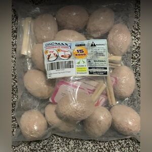 DinoMax Dinosaur Eggs Set